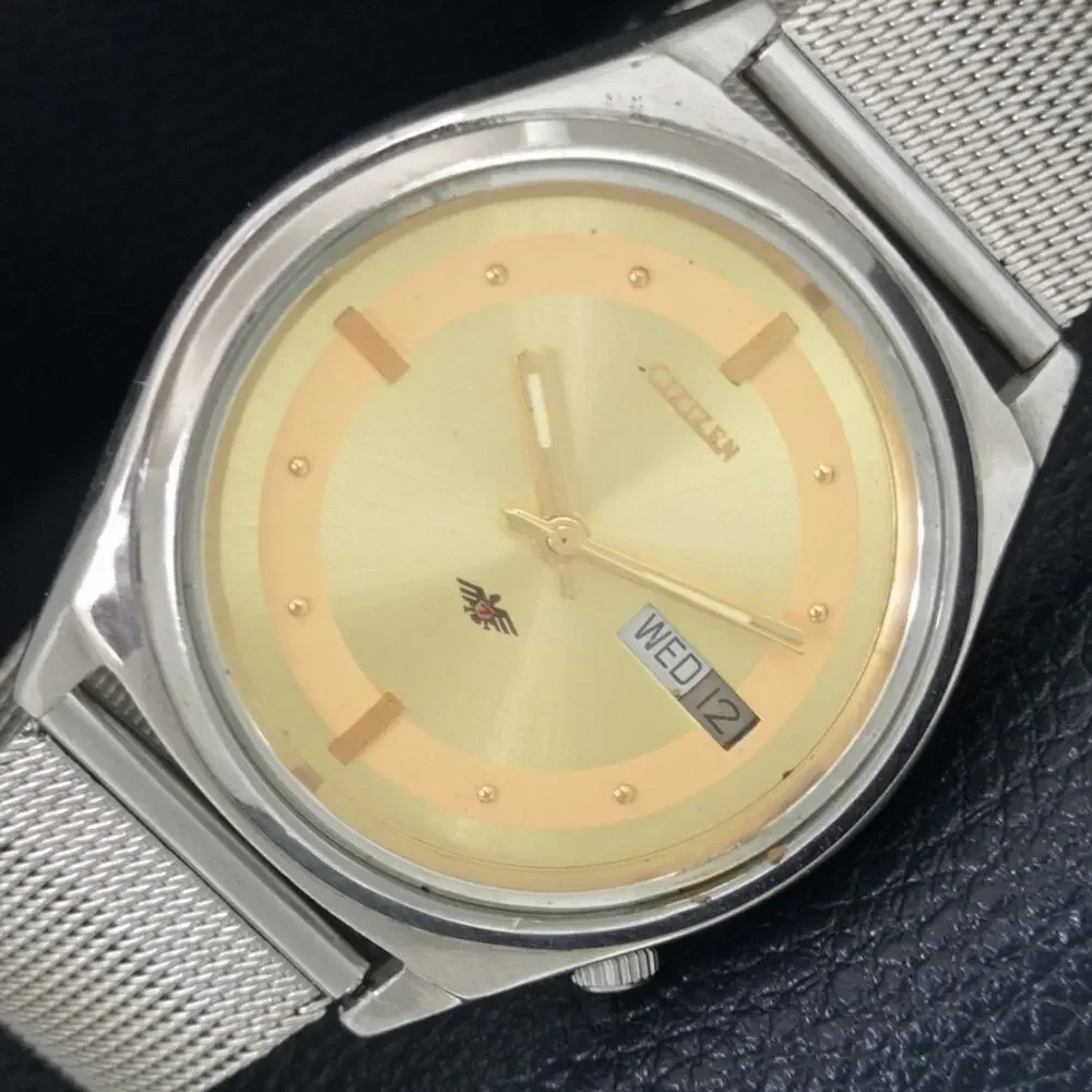 Vintage 1970 Citizen Automatic Mens Silver Watch W/daydate & Gold accents